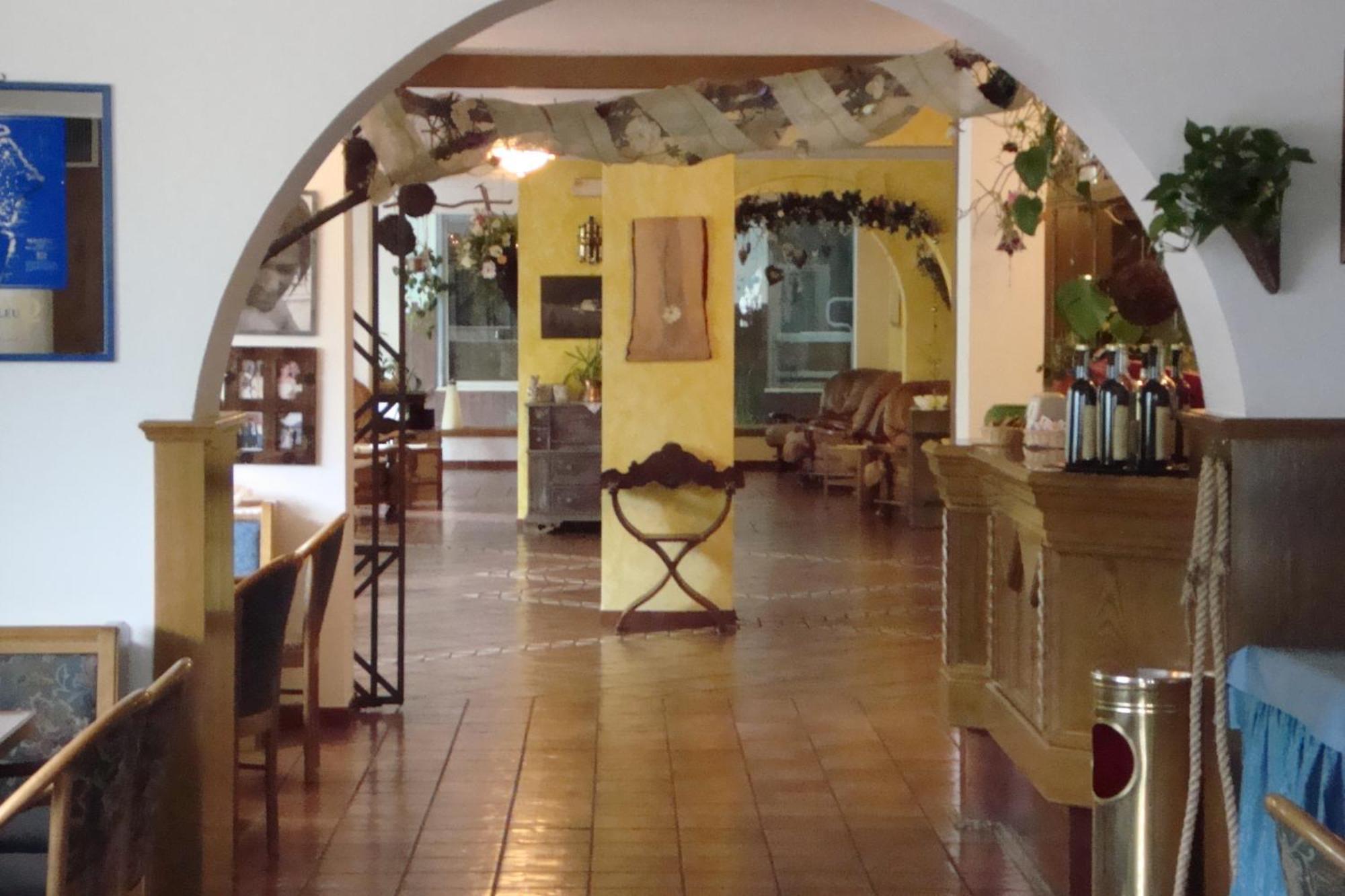 Hotel La Baita Андало Экстерьер фото