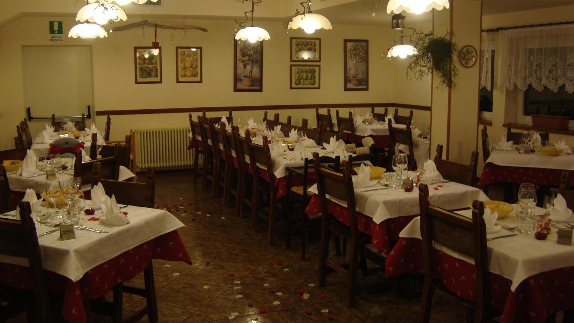 Hotel La Baita Андало Экстерьер фото