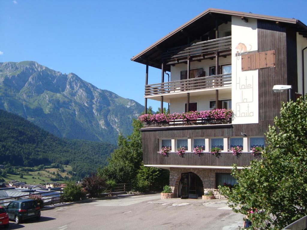 Hotel La Baita Андало Экстерьер фото